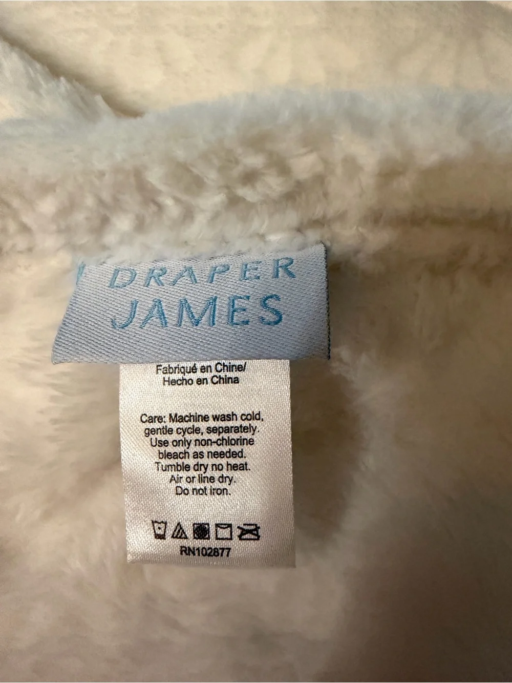 NEW Draper James Cream Super Plush Twin/Twin XL Blanket